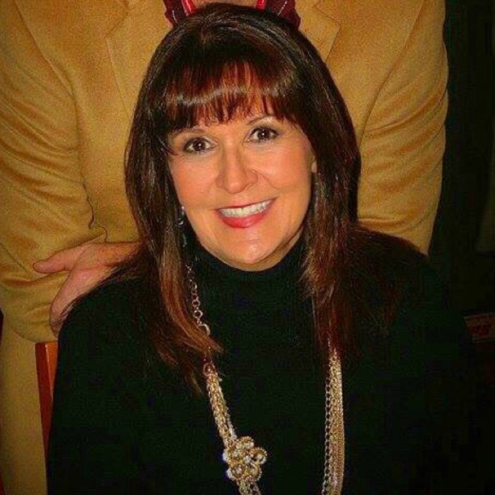 Meet your Posher, Julie
